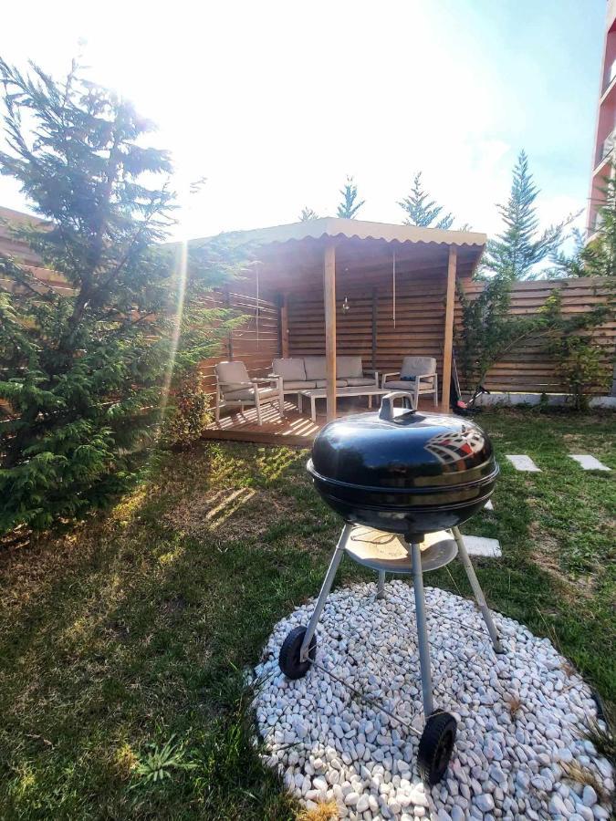 Sika Sunny Garden Apartment Arad Kültér fotó